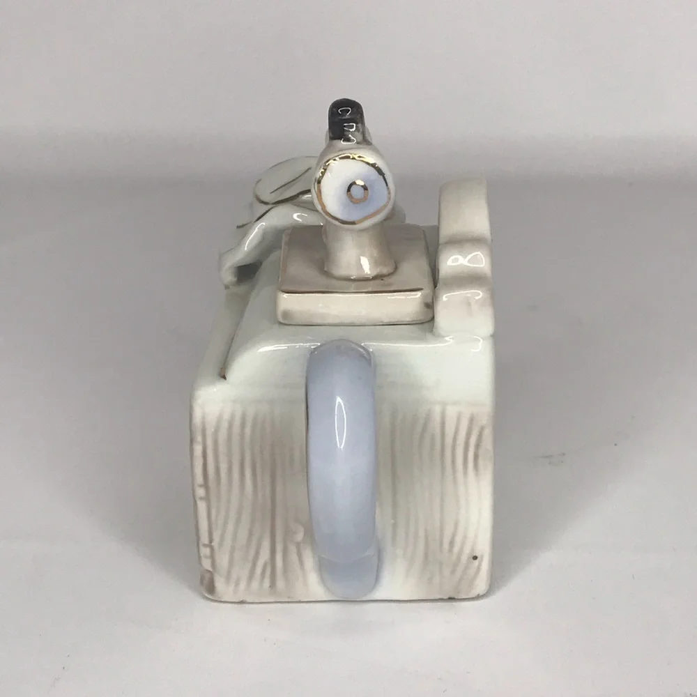 Trinket Box Mini Tea Pot‎ Sewing Machine Cabinet With Lid Porcelain Collectible
